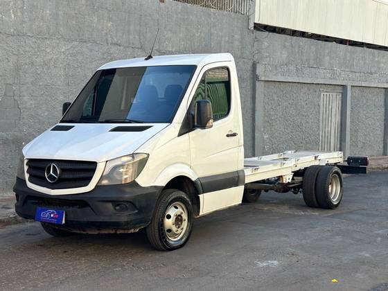 MERCEDES-BENZ SPRINTER 2.2 CDI DIESEL CHASSIS 515 EXTRA LONGO MANUAL MERCEDES-BENZ SPRINTER 2.2 CDI DIESEL CHASSIS 515 EXTRA LONGO MANUAL